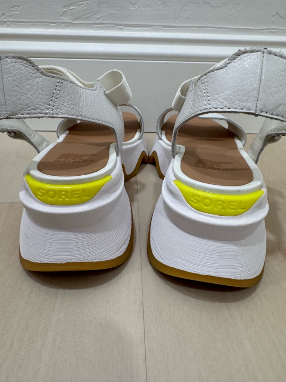 Sorel Kinetic Impact Y Strap Sandals Women's 7 Sea Salt White Tan Athleisure - Picture 9 of 14